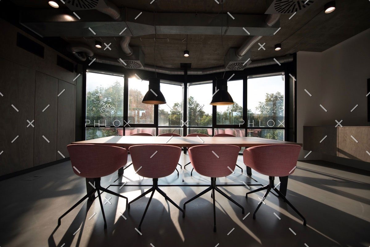 Wooden Hall – Vsolve